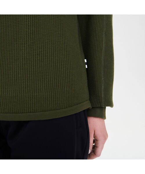 AIGLE（エーグル）の「ロングスリーブワッフルTシャツ（Tシャツ/カットソー・レディース・オフホワイト/ピンク/モスグリーン・S/M/L）」の4枚目の写真