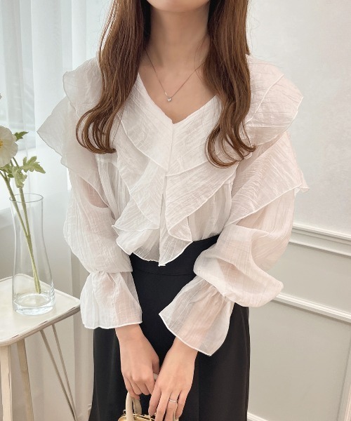 apres jour(アプレジュール)の「シアーラッフルブラウス【ZOZOTOWN限定アイテム】(シャツ/ブラウス・レディース・ピンク/ブラック/アイボリー/オフホワイト・X-LARGE/フリー)」の6枚目の写真