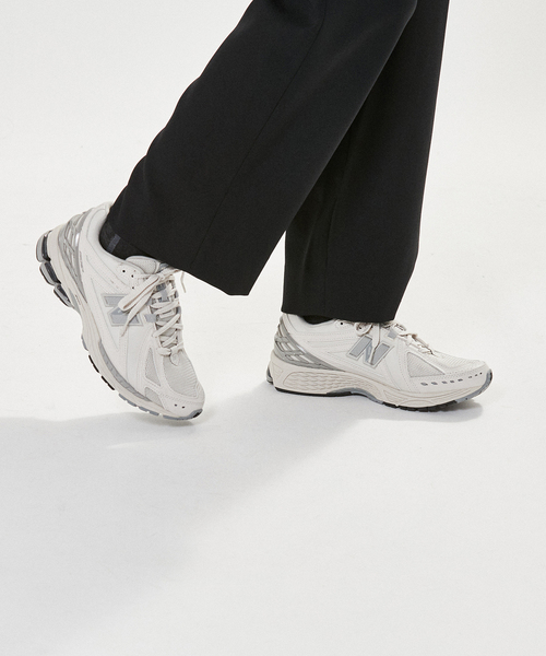 NEW BALANCE（ニューバランス）の「【New Balance / ニューバランス】M1906R（スニーカー・メンズ・ホワイト/ライトグレー・27.5cm/26.5cm/27cm/26cm/28cm）」の17枚目の写真