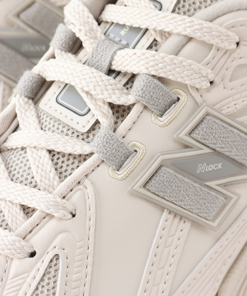 NEW BALANCE（ニューバランス）の「【New Balance / ニューバランス】M1906R（スニーカー・メンズ・ホワイト/ライトグレー・27.5cm/26.5cm/27cm/26cm/28cm）」の22枚目の写真