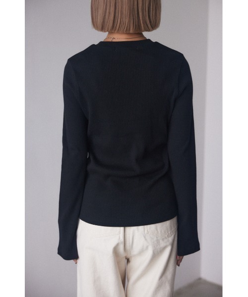 BLACK BY MOUSSY（ブラックバイマウジー）の「organic cotton longsleeve tops(オーガニックコットンロングスリーブトップス)（Tシャツ/カットソー・レディース・ホワイト/ブラック/グリーン・FREE）」の19枚目の写真