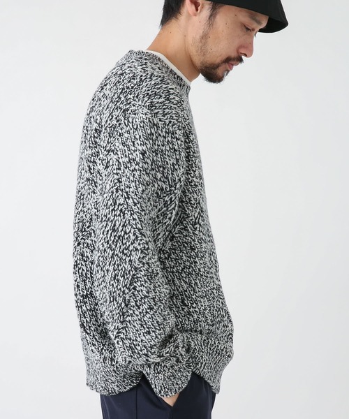 URBAN RESEARCH Sonny Label（アーバンリサーチサニーレーベル）の「『洗濯可』『毛玉防止』クロスパターンニットプルオーバー（ニット/セーター・メンズ・イエロー/ブラウン/ブラック系その他・MEDIUM/LARGE）」の16枚目の写真