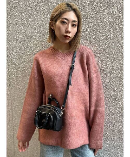 EMODA（エモダ）の「ルーズダウニーニット（ニット/セーター・レディース・ブラウン/ピンク/ブルー/ライム・FREE）」の5枚目の写真