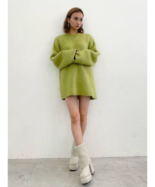 EMODA（エモダ）の「ルーズダウニーニット（ニット/セーター・レディース・ブラウン/ピンク/ブルー/ライム・FREE）」の9枚目の写真