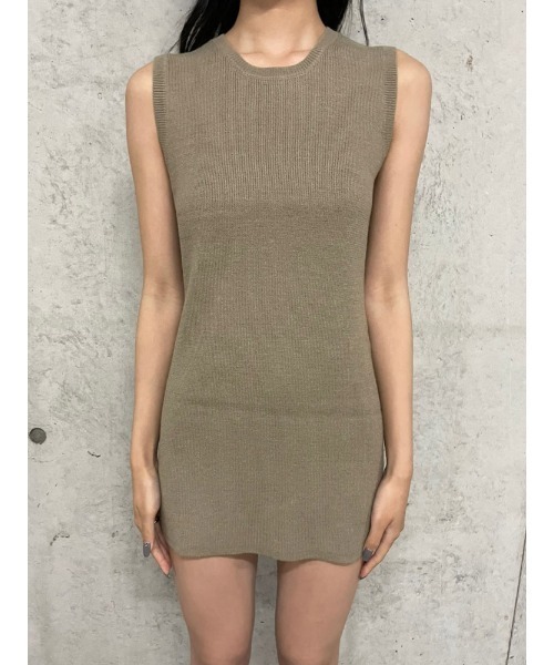 ENVYM（アンビー）の「ニットレイヤードＯＰ（ワンピース・レディース・ボルドー/ベージュ/ブラック・FREE）」の4枚目の写真