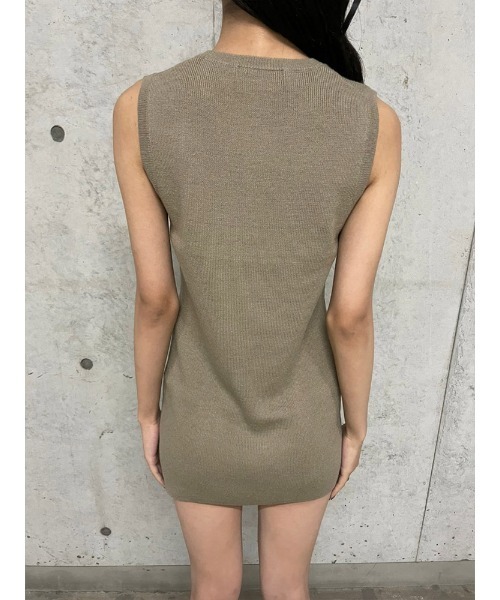 ENVYM（アンビー）の「ニットレイヤードＯＰ（ワンピース・レディース・ボルドー/ベージュ/ブラック・FREE）」の21枚目の写真