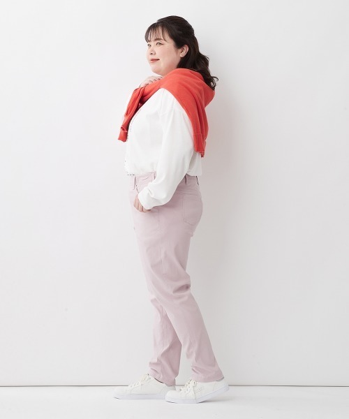 SMILE LAND(スマイルランド)の「<大きいサイズ> 超ストレッチレーヨン混スリムパンツ【股下68cm】(その他パンツ・レディース・ラベンダー/カーキ/ブラック/ライトグレー/ミント/モカ/ライトピンク/イエロー/ライトブルー/ネイビー・4L/5L/3L/L/LL)」の21枚目の写真