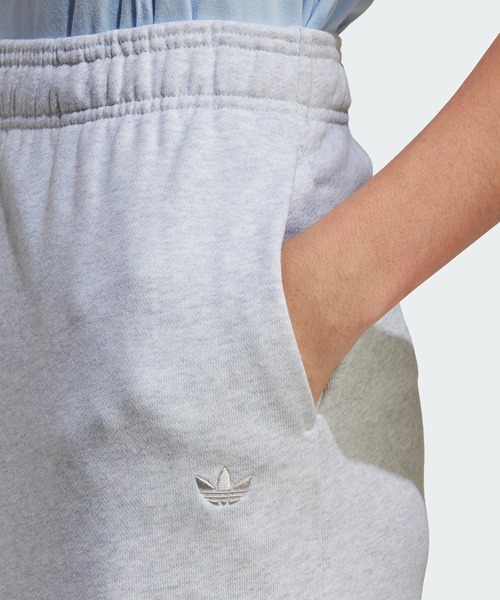 adidas（アディダス）の「プレミアム エッセンシャルズ スカート / アディダスオリジナルス adidas Originals（スカート・レディース・グレー/ブラック・SMALL/X-SMALL/LARGE/MEDIUM/X-LARGE/XX-LARGE）」の10枚目の写真