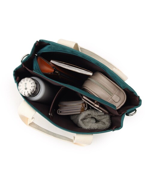 SHOO・LA・RUE（シューラルー）の「◆【撥水】仕切りが動くトートバッグ【2WAY】（トートバッグ・レディース・ブルー/グレー/黄緑系/ブラック・00）」の16枚目の写真