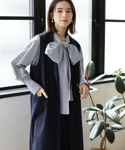 REAL CUBE（リアルキューブ）の「2wayボウタイリボンブラウス（シャツ/ブラウス・レディース・サックスブルー/オフホワイト/ネイビー×ホワイト・M）」の3枚目の写真