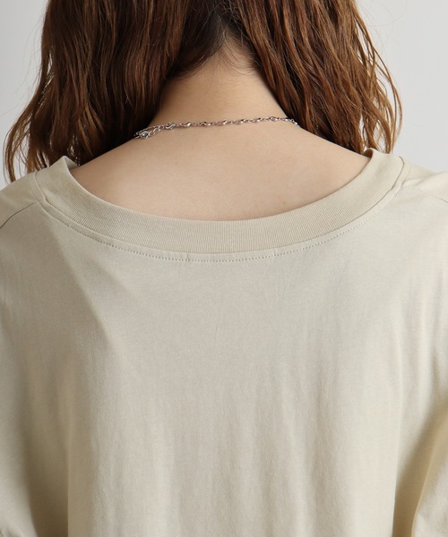 atONE(アットワン)の「atONE ボリュームフレア袖Vネックカットソー 半袖(Tシャツ/カットソー・レディース・ブラック/オフホワイト/ベージュ/カーキ/チャコールグレー・LL~3L/4L~5L/M-L)」の19枚目の写真