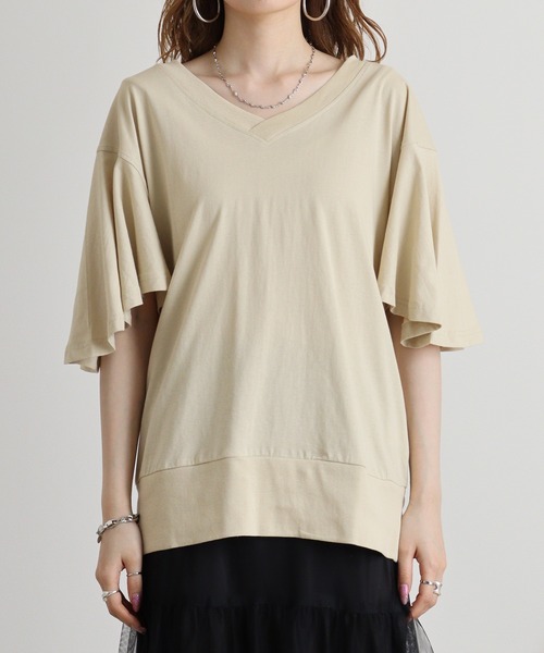 atONE(アットワン)の「atONE ボリュームフレア袖Vネックカットソー 半袖(Tシャツ/カットソー・レディース・ブラック/オフホワイト/ベージュ/カーキ/チャコールグレー・LL~3L/4L~5L/M-L)」の15枚目の写真