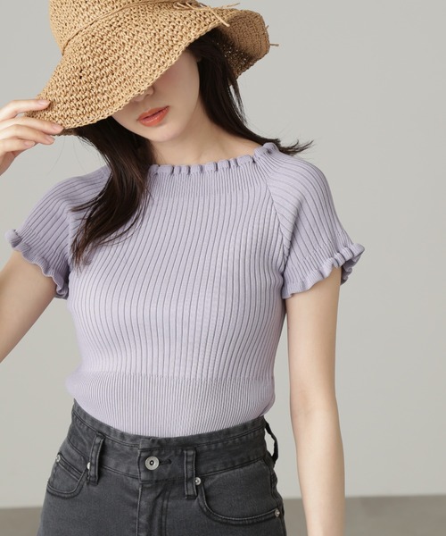 FREE'S MART（フリーズマート）の「【パープルカラーWEB限定】◆2Wayオフショルフリルリブ半袖ニット（ニット/セーター・レディース・ホワイト/イエロー/ベージュ/ブラック/パープル・FREE）」の4枚目の写真