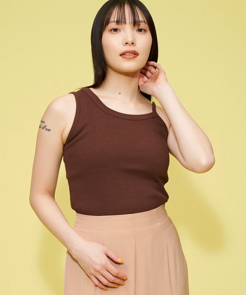 FOREVER 21（フォーエバー トゥエンティーワン）の「アシメテレコタンク（その他トップス・レディース・ブラック/ライトグレー/ホワイト/ブラウン・SMALL/MEDIUM）」の18枚目の写真