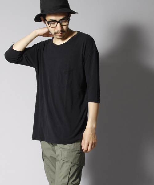 AMERICAN RAG CIE（アメリカンラグシー）の「AMERICAN RAG CIE シルク100%ビックシルエットドレープTシャツ（Tシャツ/カットソー・メンズ・ネイビー/オフホワイト/ブラック・1/2/3）」の3枚目の写真