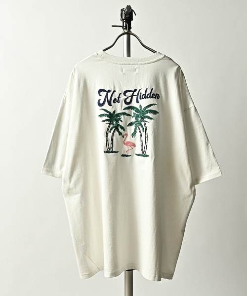 ATELANE（アテレーン）の「ATELANE/OE天竺　刺繍入りルーズシルエットTシャツ（Tシャツ/カットソー・メンズ・テラコッタ/ホワイト系/ホワイト系1/ホワイト系2/ホワイト系3/ブラック系/ブラック系1/ブラック系2/ブラック系3/イエロー系/ブルー/ミント・MEDIUM/LARGE/X-LARGE）」の4枚目の写真