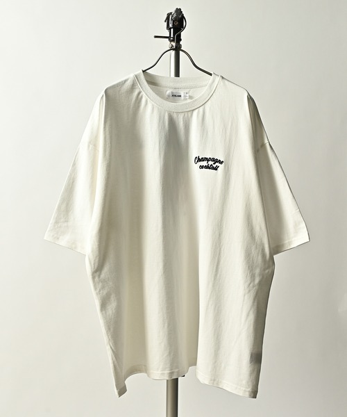 ATELANE（アテレーン）の「ATELANE/OE天竺　刺繍入りルーズシルエットTシャツ（Tシャツ/カットソー・メンズ・テラコッタ/ホワイト系/ホワイト系1/ホワイト系2/ホワイト系3/ブラック系/ブラック系1/ブラック系2/ブラック系3/イエロー系/ブルー/ミント・MEDIUM/LARGE/X-LARGE）」の16枚目の写真