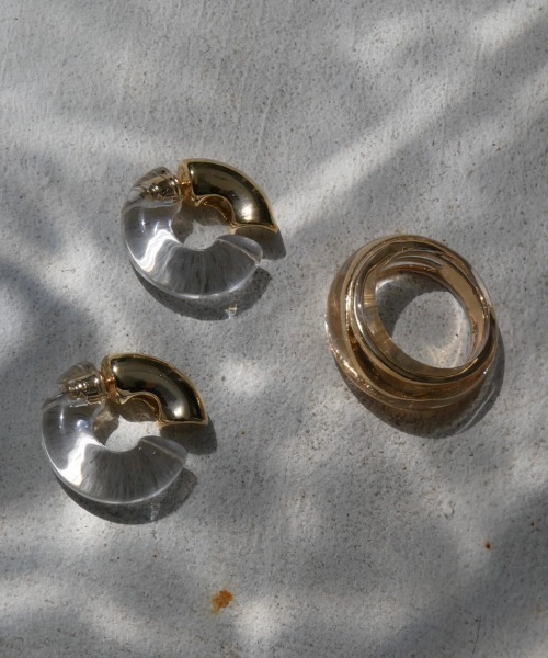 TRUNC（トランクエイティーエイト）の「Gold Line Clear Ring（リング・レディース・ゴールド・FREE）」の5枚目の写真