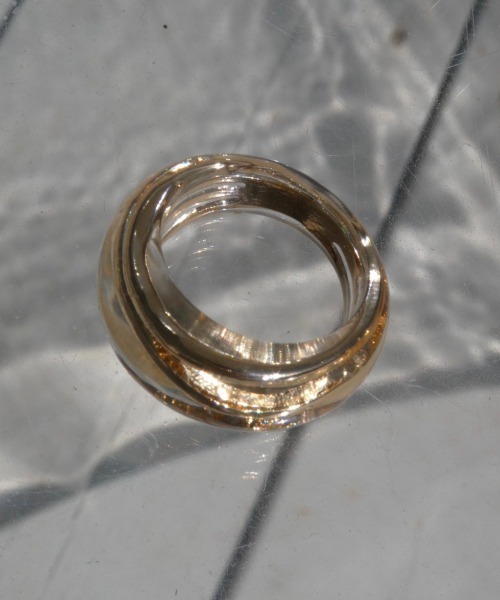 TRUNC（トランクエイティーエイト）の「Gold Line Clear Ring（リング・レディース・ゴールド・FREE）」の3枚目の写真