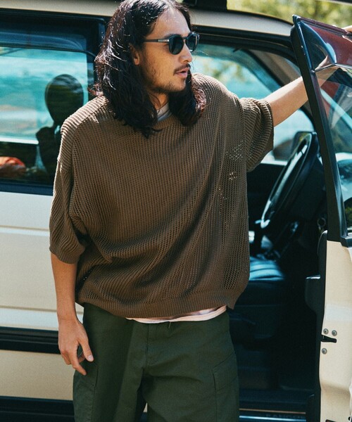 HINSON（ヒンソン）の「HINSON/ヒンソン メッシュ クルーネック リラックスフィット半袖ニット/ユニセックス（Tシャツ/カットソー・メンズ・オリーブ/ブラック/オフホワイト・LARGE/MEDIUM）」の3枚目の写真