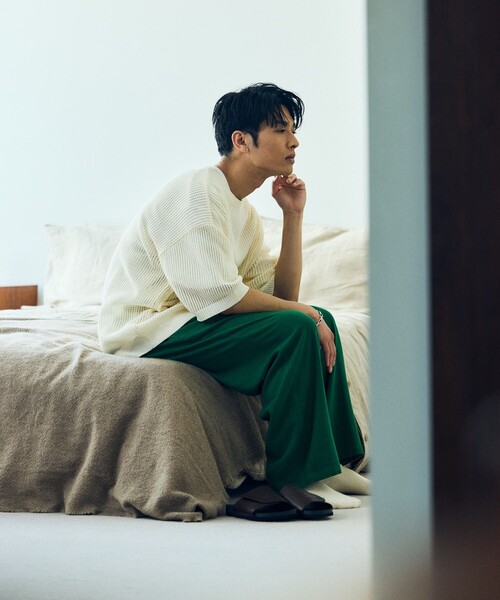 HINSON（ヒンソン）の「HINSON/ヒンソン メッシュ クルーネック リラックスフィット半袖ニット/ユニセックス（Tシャツ/カットソー・メンズ・オリーブ/ブラック/オフホワイト・LARGE/MEDIUM）」の9枚目の写真