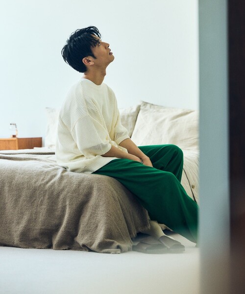 HINSON（ヒンソン）の「HINSON/ヒンソン メッシュ クルーネック リラックスフィット半袖ニット/ユニセックス（Tシャツ/カットソー・メンズ・オリーブ/ブラック/オフホワイト・LARGE/MEDIUM）」の5枚目の写真