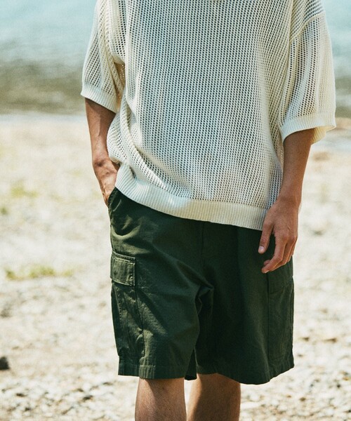 HINSON（ヒンソン）の「HINSON/ヒンソン メッシュ クルーネック リラックスフィット半袖ニット/ユニセックス（Tシャツ/カットソー・メンズ・オリーブ/ブラック/オフホワイト・LARGE/MEDIUM）」の13枚目の写真