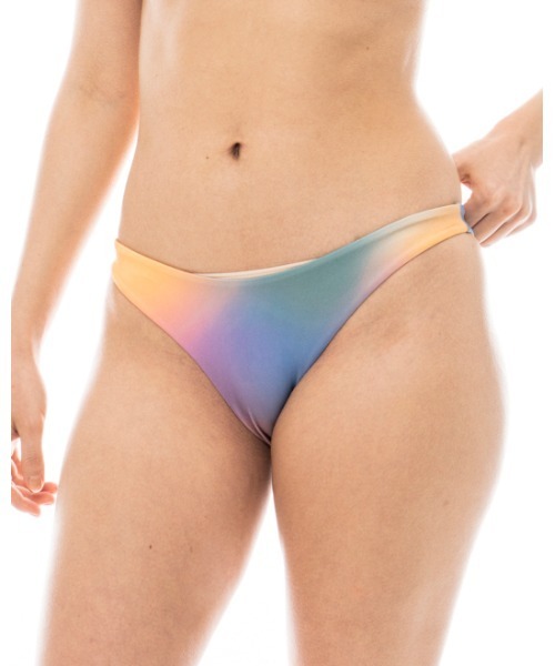 RVCA（ルーカ）の「RVCA レディース 【ROSE MACHADO】 SUNSET MEDIUM FRENCH SHIMMER ビキニ【2023年夏モデル】/ルーカ水着（水着・レディース・マルチ・MEDIUM/SMALL/X-SMALL）」の6枚目の写真