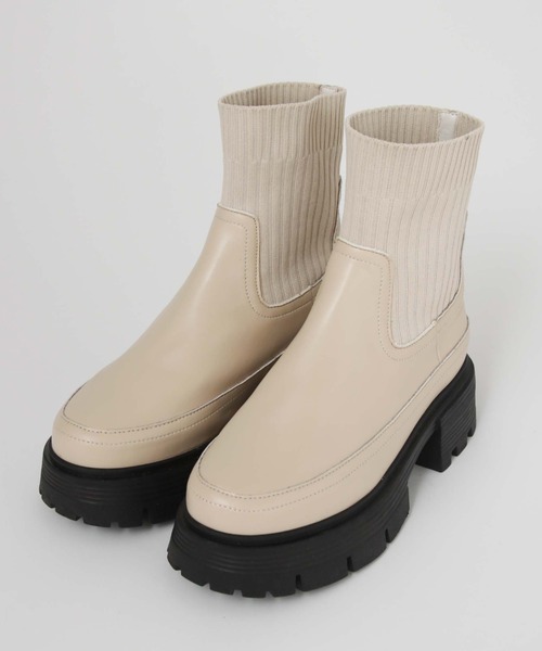 archives（アルシーヴ）の「ニットブーツ（ブーツ・レディース・ブラック/アイボリー・MEDIUM/LARGE）」の22枚目の写真
