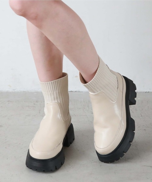 archives（アルシーヴ）の「ニットブーツ（ブーツ・レディース・ブラック/アイボリー・MEDIUM/LARGE）」の20枚目の写真