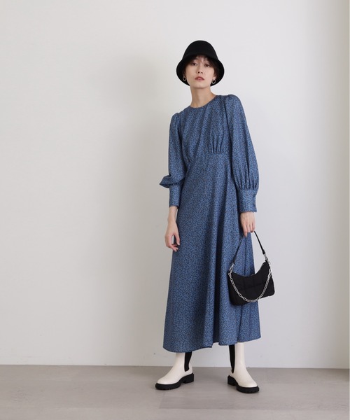 N.(N. Natural Beauty Basic)(エヌエヌナチュラルビューティーベーシック)の「【S Size Line】◆フラワープリントワンピース(ワンピース・レディース・ホワイト系その他/ブルー系その他/ブラック系その他・SMALL/MEDIUM)」の4枚目の写真