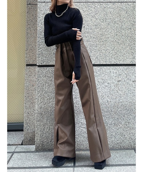 DURAS（デュラス）の「フェイクレザーデザインパンツ（その他パンツ・レディース・ブラック/ブラウン・M/S）」の14枚目の写真