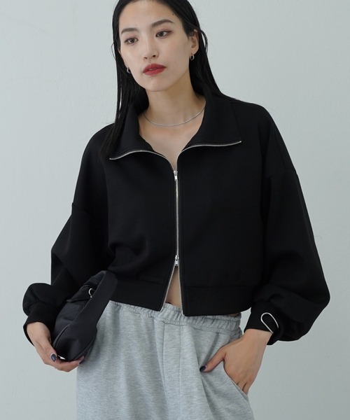 COLONY 2139（コロニートゥーワンスリーナイン）の「ダンボールスタンドWジップトップス（Tシャツ/カットソー・レディース・グレー/ブラック/レッド/オフホワイト・FREE）」の3枚目の写真