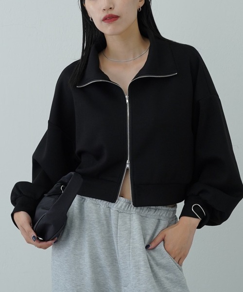 COLONY 2139（コロニートゥーワンスリーナイン）の「ダンボールスタンドWジップトップス（Tシャツ/カットソー・レディース・グレー/ブラック/レッド/オフホワイト・FREE）」の7枚目の写真