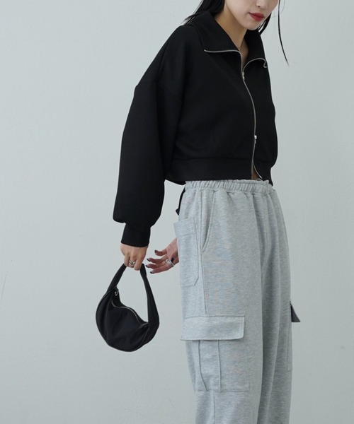 COLONY 2139（コロニートゥーワンスリーナイン）の「ダンボールスタンドWジップトップス（Tシャツ/カットソー・レディース・グレー/ブラック/レッド/オフホワイト・FREE）」の9枚目の写真