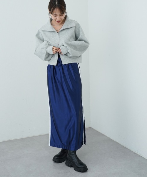 COLONY 2139（コロニートゥーワンスリーナイン）の「ダンボールスタンドWジップトップス（Tシャツ/カットソー・レディース・グレー/ブラック/レッド/オフホワイト・FREE）」の19枚目の写真