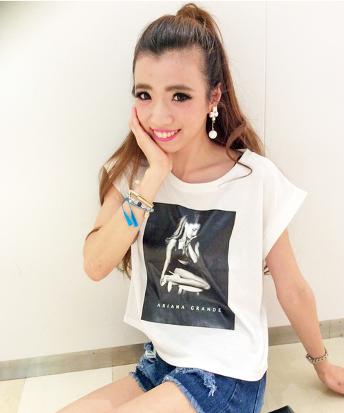 VENCEEXCHANGE(ヴァンスエクスチェンジ)の「アリアナ・グランデフォトラバーTシャツ(Tシャツ/カットソー・レディース・ホワイト・MEDIUM)」の2枚目の写真