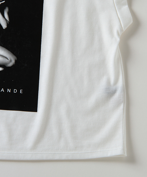 VENCEEXCHANGE(ヴァンスエクスチェンジ)の「アリアナ・グランデフォトラバーTシャツ(Tシャツ/カットソー・レディース・ホワイト・MEDIUM)」の11枚目の写真