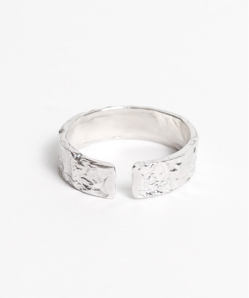 ARCHIVER（アーカイバ）の「【Bk】【sterling silver】フリーサイズ 錆槌目リング（リング・レディース・シルバー/ゴールド・FREE）」の6枚目の写真