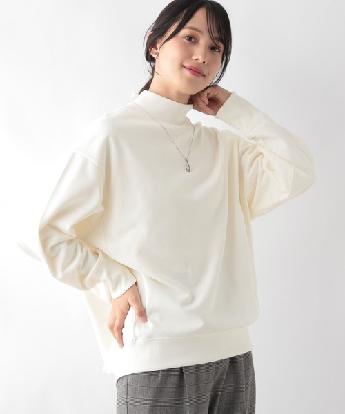 GLOBAL WORK（グローバルワーク）の「お手入れらくらくスタンドネックプルオーバー/906288（Tシャツ/カットソー・レディース・アイボリー/バーガンディー/ブラック/ベージュ・MEDIUM/LARGE）」の9枚目の写真