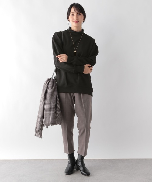 GLOBAL WORK（グローバルワーク）の「お手入れらくらくスタンドネックプルオーバー/906288（Tシャツ/カットソー・レディース・アイボリー/バーガンディー/ブラック/ベージュ・MEDIUM/LARGE）」の11枚目の写真