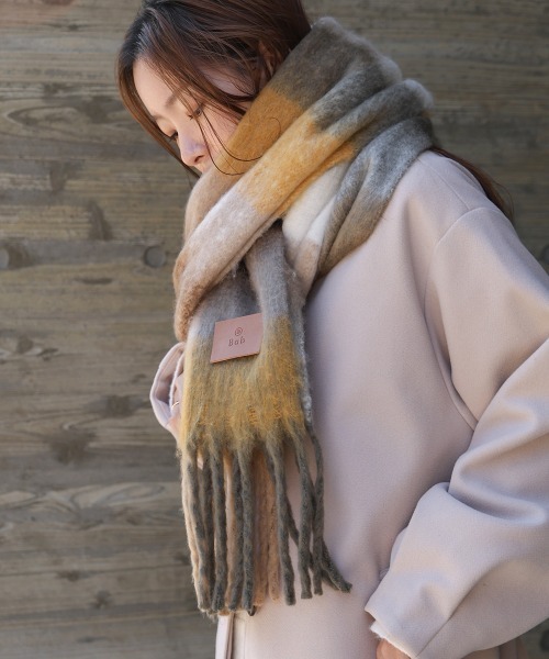 Bab(バブ)の「ビックチェックボリュームマフラー(ストール/ショール・レディース・ブルー/グリーン/イエロー・ONESIZE)」の3枚目の写真