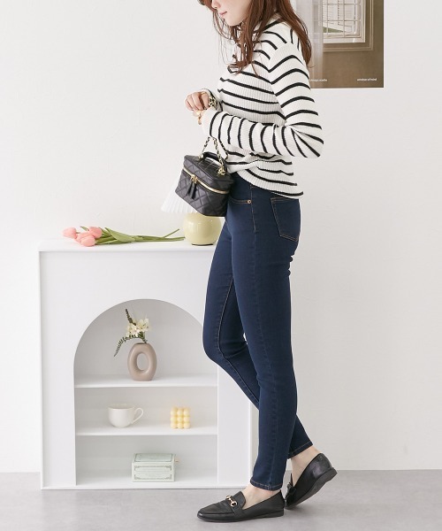 nissen(ニッセン)の「裏起毛スキニーデニムパンツ(股下75cm)(デニムパンツ・レディース・ネイビー系/ワンウォッシュ/ブラック系・S/M/L/LL)」の11枚目の写真