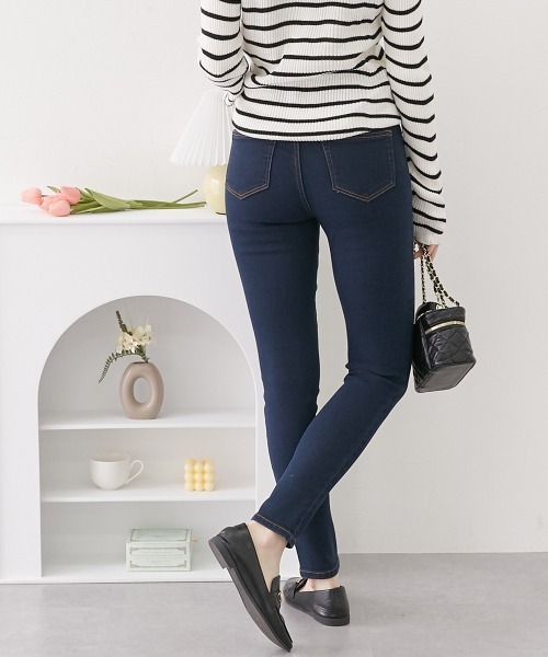 nissen(ニッセン)の「裏起毛スキニーデニムパンツ(股下75cm)(デニムパンツ・レディース・ネイビー系/ワンウォッシュ/ブラック系・S/M/L/LL)」の12枚目の写真