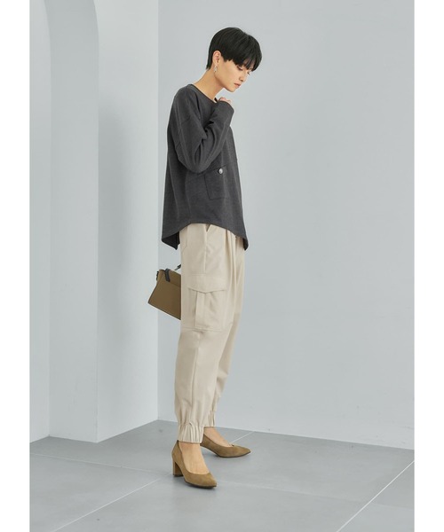 STYLE DELI(スタイルデリ)の「アシンメトリー長袖Tシャツ(Tシャツ/カットソー・レディース・カーキ/ホワイト/スミクロ・FREE)」の5枚目の写真