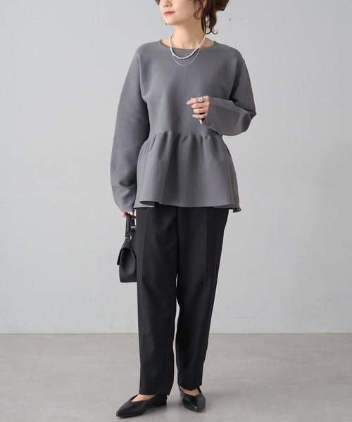 PUAL CE CIN（ピュアルセシン）の「【Du noir】スポンディッシュペプラムパールプルオーバー（ニット/セーター・レディース・グレー/ブラック/アイボリー・FREE）」の20枚目の写真