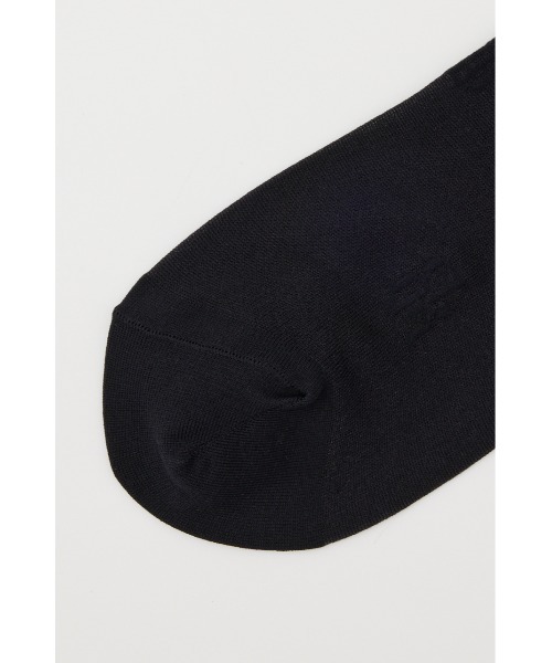 rienda（リエンダ）の「ロゴポイント刺繍シアーソックス（ソックス/靴下・レディース・ブラック・FREE）」の3枚目の写真