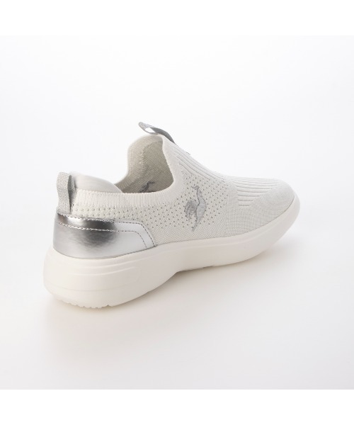 le coq sportif(ルコックスポルティフ)の「スリッポンスニーカー(ラローヌFKII)(スリッポン・レディース・ホワイト/ネイビー/ベージュ/ブラック・24.5cm/24cm/23.5cm/23cm/22.5cm)」の11枚目の写真