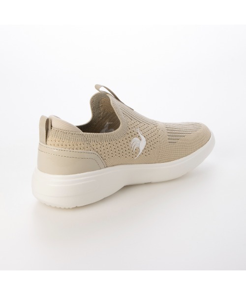 le coq sportif(ルコックスポルティフ)の「スリッポンスニーカー(ラローヌFKII)(スリッポン・レディース・ホワイト/ネイビー/ベージュ/ブラック・24.5cm/24cm/23.5cm/23cm/22.5cm)」の17枚目の写真