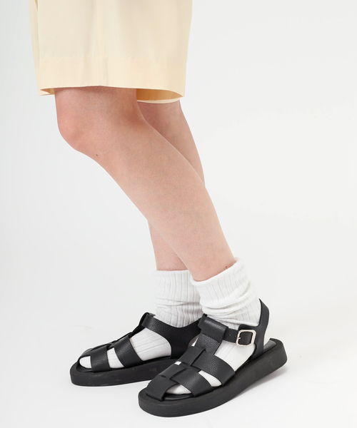 AP STUDIO（エーピーストゥディオ）の「【VINILO/ヴィニーロ】グルカサンダル（サンダル・レディース・ベージュ/ブラック・36/39/38/37）」の5枚目の写真